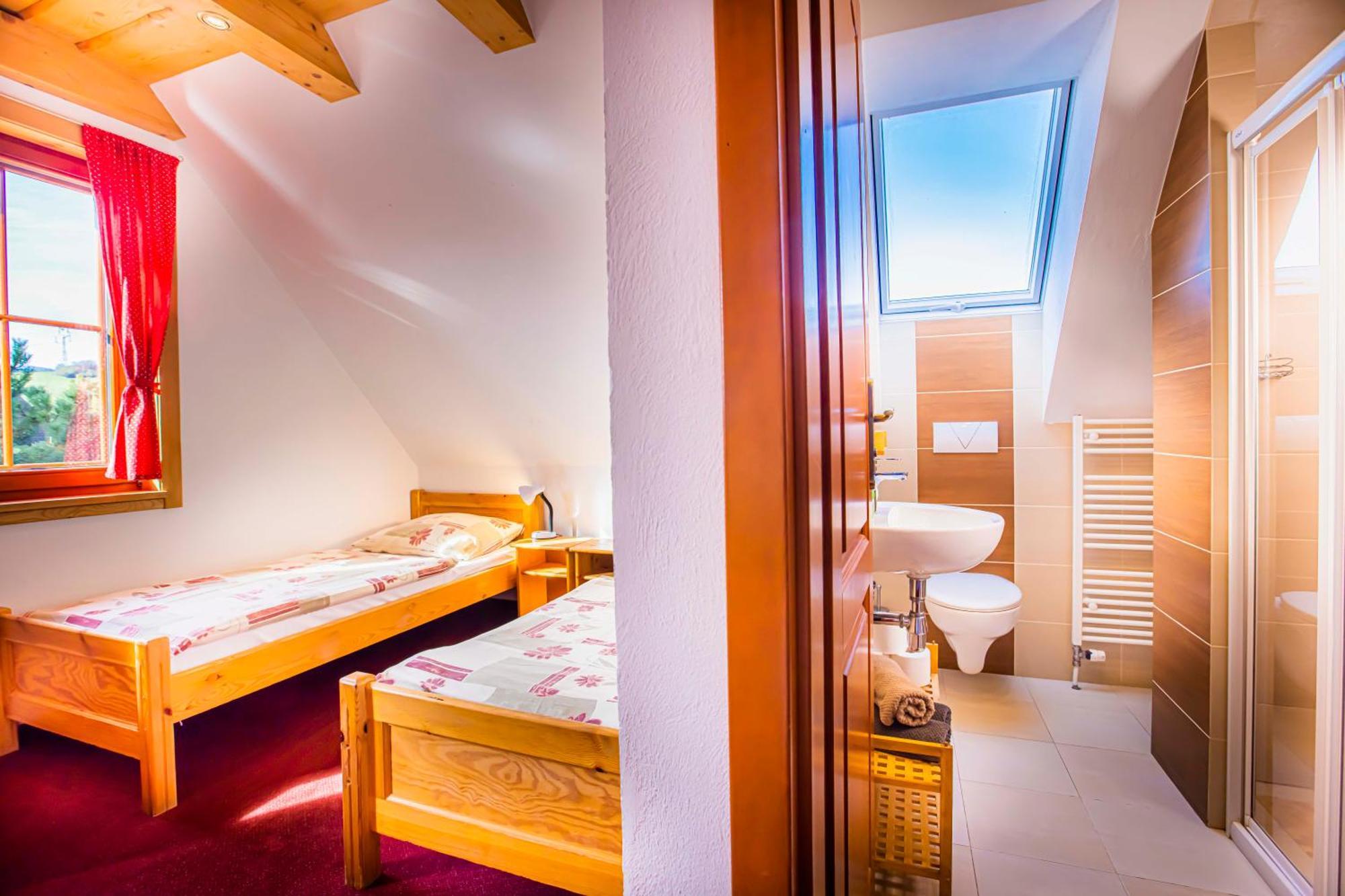Holiday Raj Besenova Ngoại thất bức ảnh